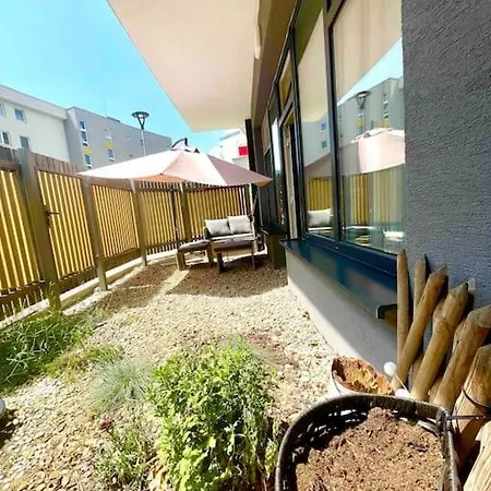 Amazing Large 2,5rooms With Terrace And Parking! Apartment