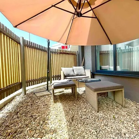 Amazing Large 2,5rooms With Terrace And Parking! Apartment *