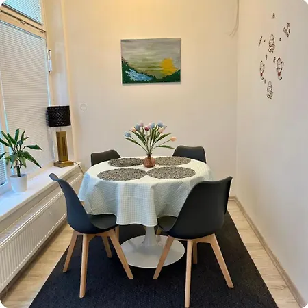 Amazing Large 2,5rooms With Terrace And Parking! Appartamento Bratislava