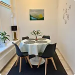 Amazing Large 2,5rooms With Terrace And Parking! Lejlighed Bratislava