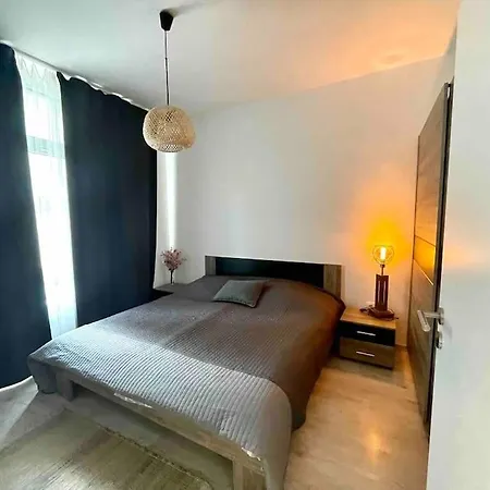 Amazing Large 2,5rooms With Terrace And Parking! Apartmán Bratislava